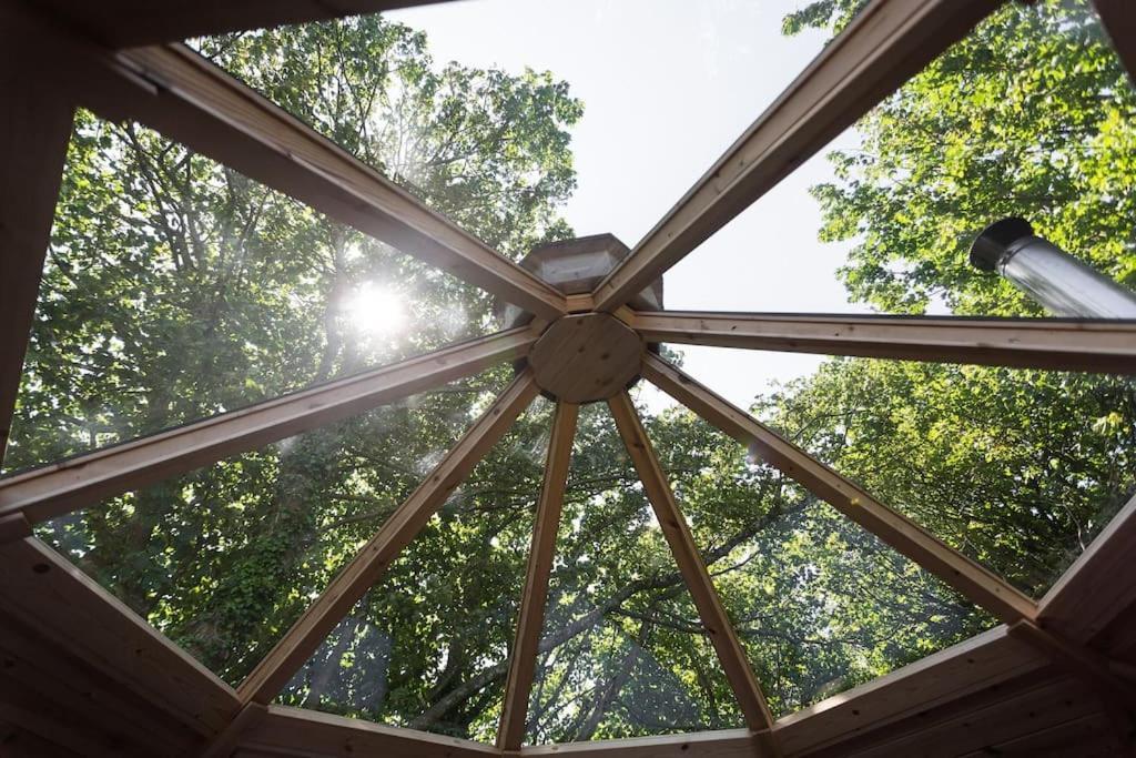Romantic Treehouse With Hot Tub & Bbq Lodge Praze an Beeble 外观 照片